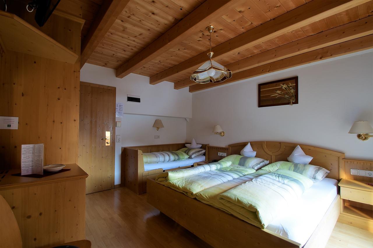 Pension Mirandola Colfosco Exterior photo